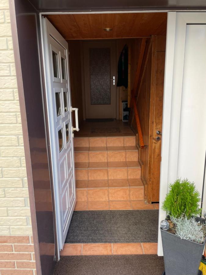 Christels Ferienwohnung 2 In Thale Mit Ueberdachter Terrasse, Kueche Mit Tv & Geschirrspueler Bagian luar foto