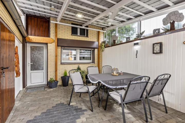 Christels Ferienwohnung 2 In Thale Mit Ueberdachter Terrasse, Kueche Mit Tv & Geschirrspueler Bagian luar foto