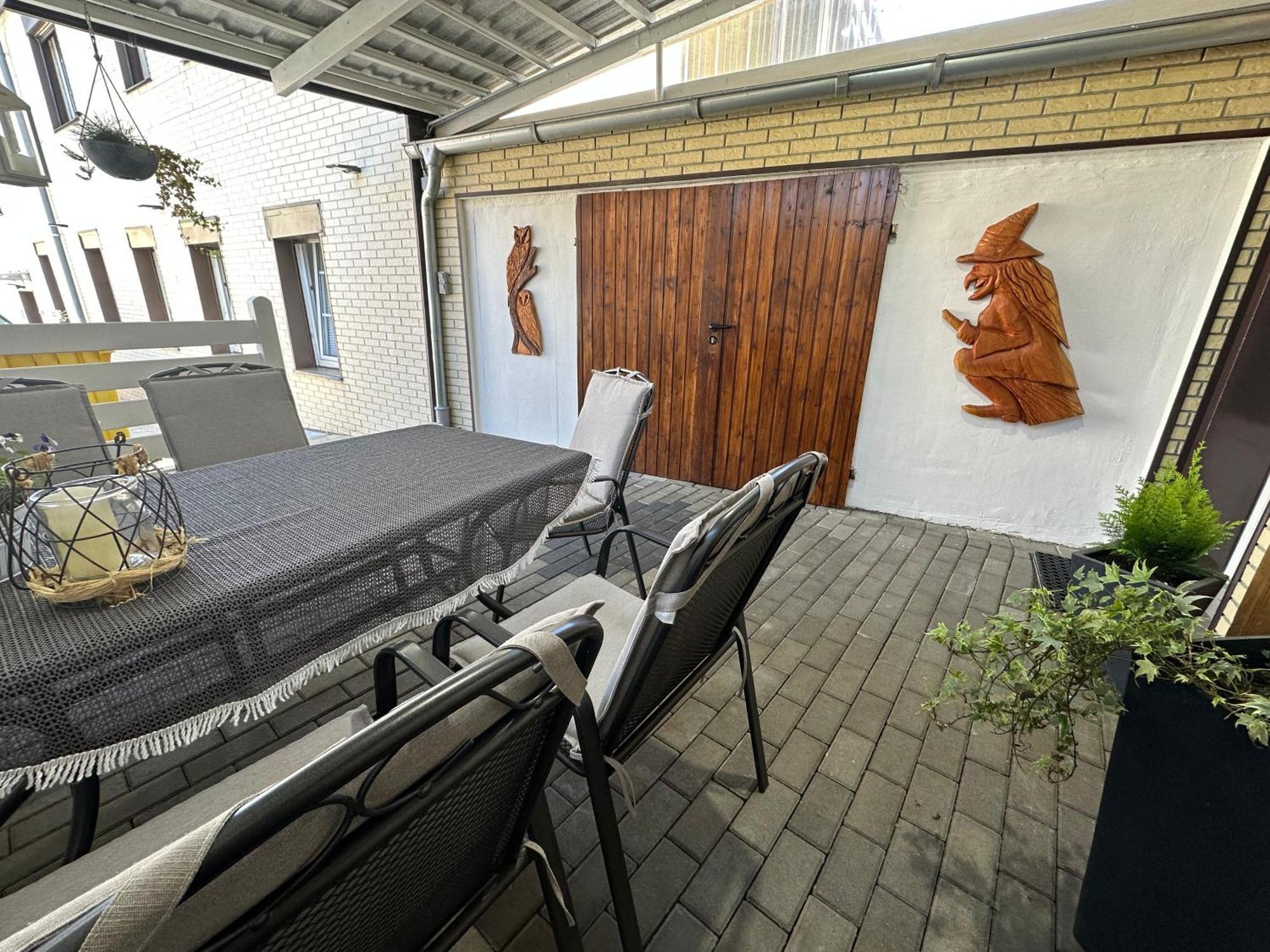 Christels Ferienwohnung 2 In Thale Mit Ueberdachter Terrasse, Kueche Mit Tv & Geschirrspueler Bagian luar foto